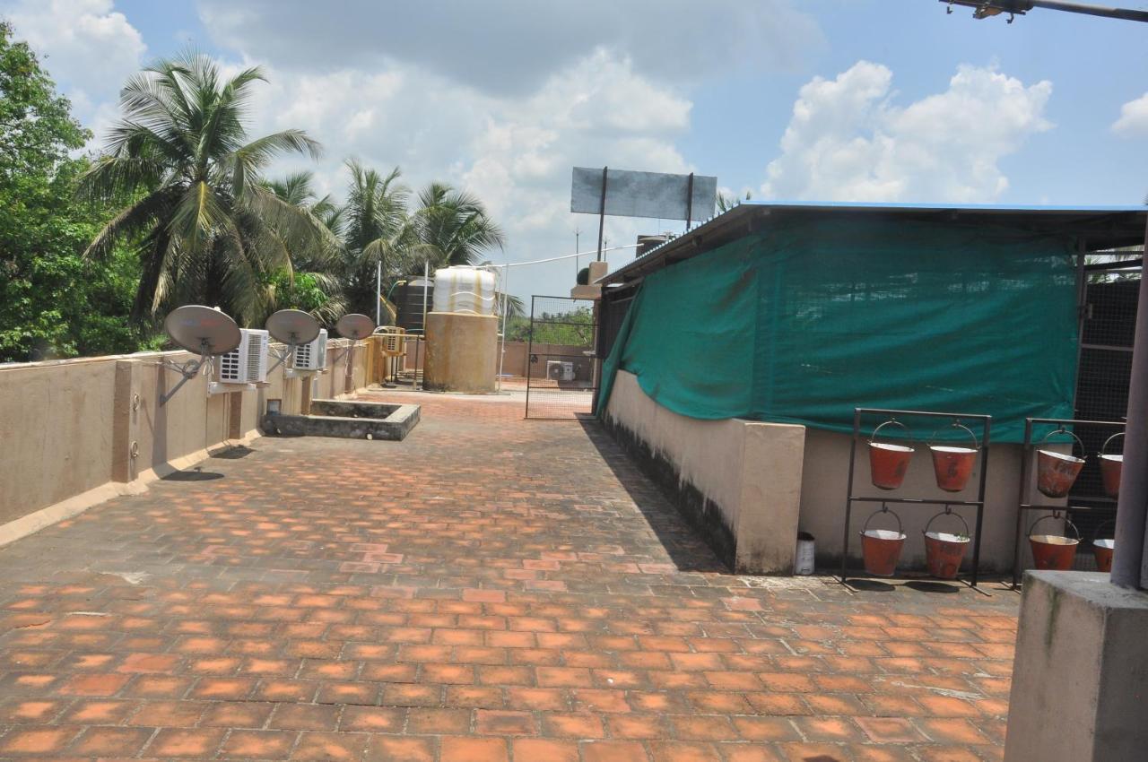 Hotel Temple City Papanasam Exterior foto